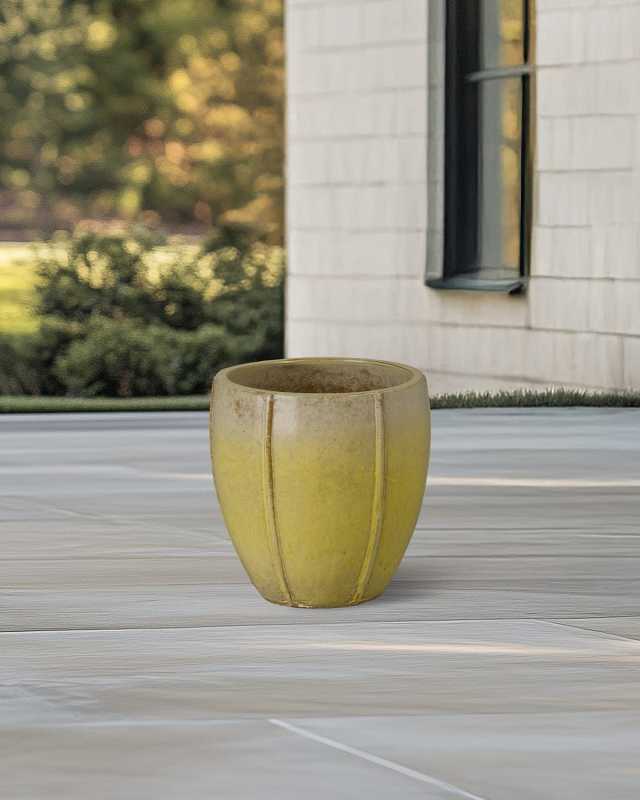 Crest Planter, 13"